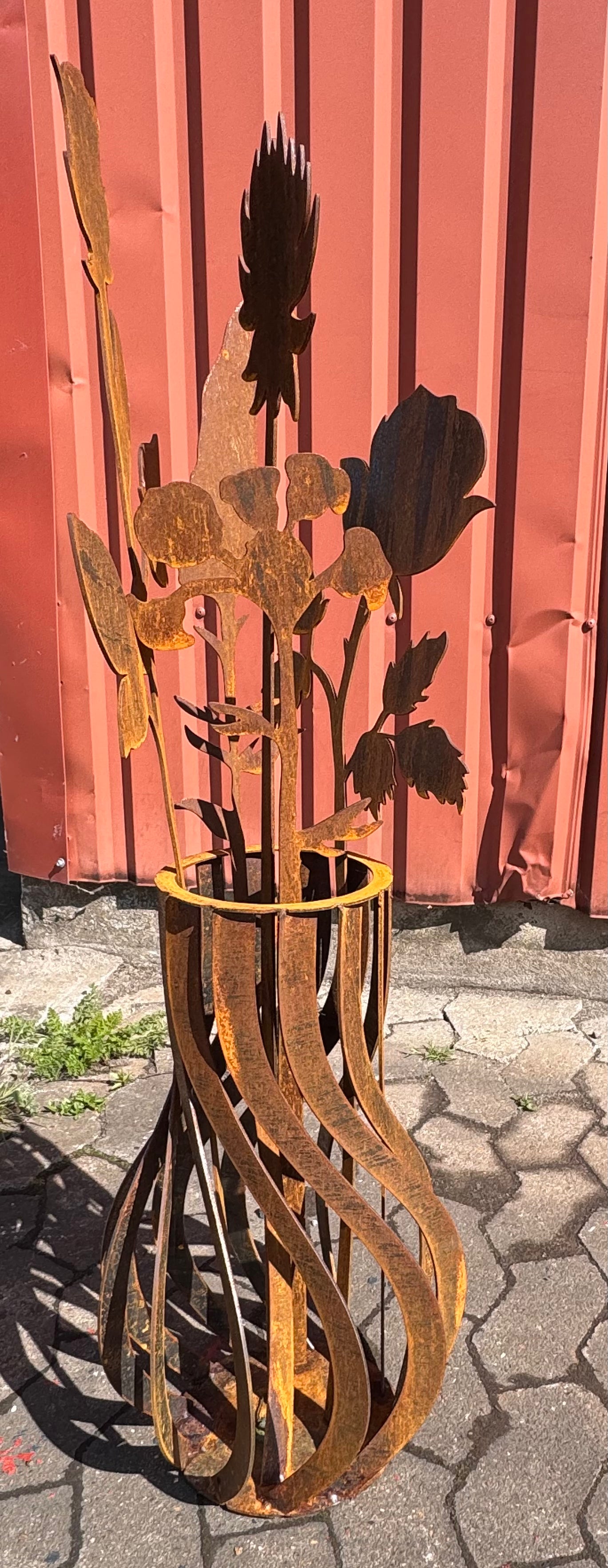 Blomster i vase - corten