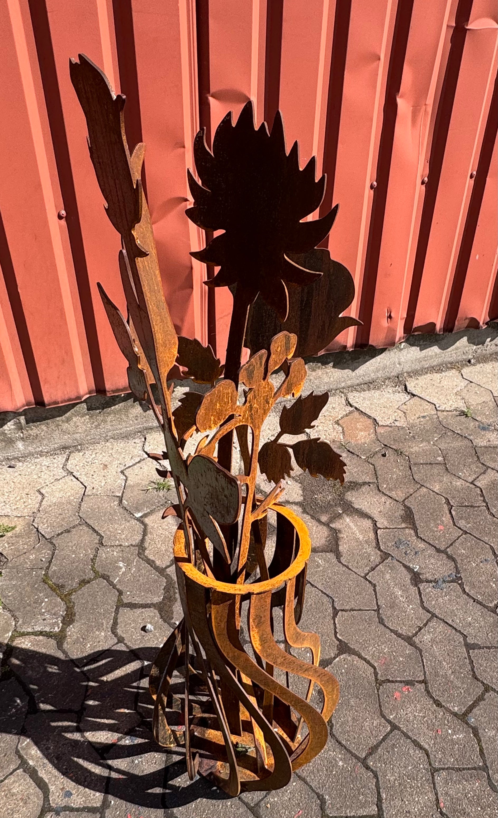 Blomster i vase - corten